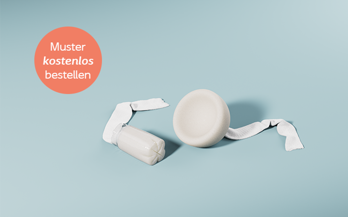 Peristeen Analtampon auf blauem Hintergrund mit Text NEU Muster kostenlos bestellen